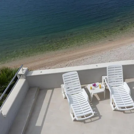 Beachfront Villa Palma Apartment *