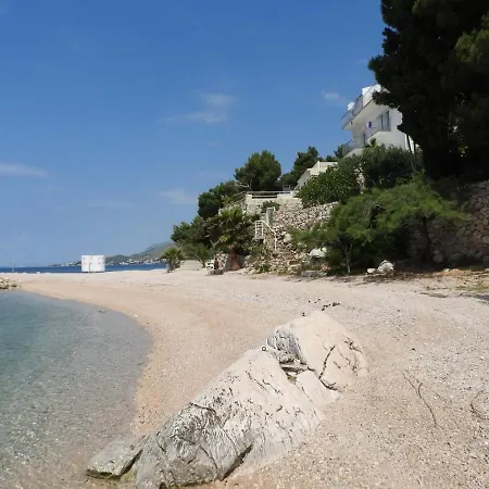 Beachfront Villa Palma Omiš