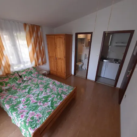 Apartment Beachfront Villa Palma Omiš