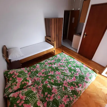 Beachfront Villa Palma Omiš