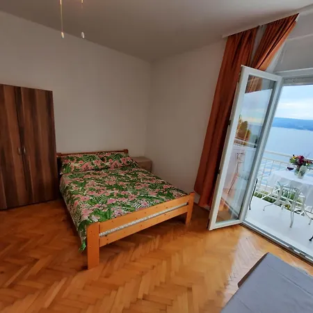Beachfront Villa Palma Apartment *
