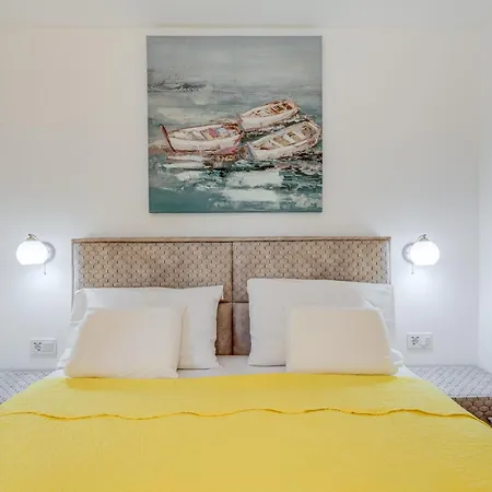 Beachfront Palma Apartman