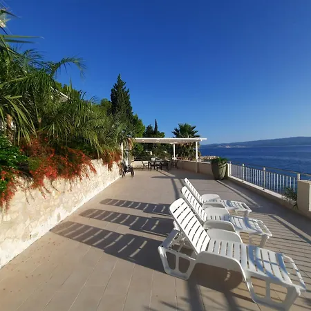 Beachfront Palma Apartman Omiš